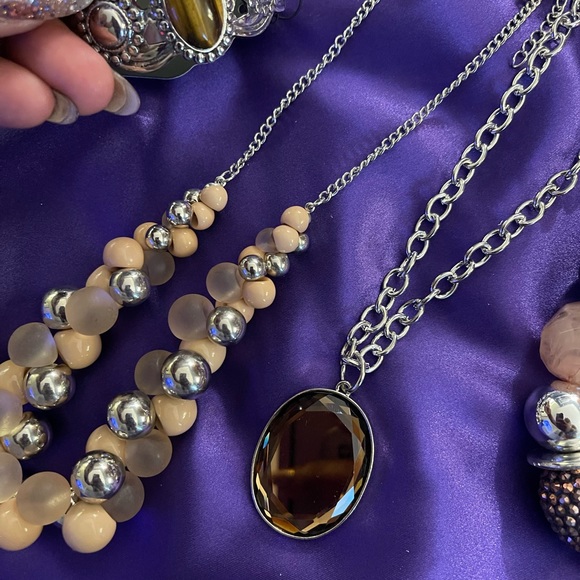 A Bit of Brown - Picture 6 of 9